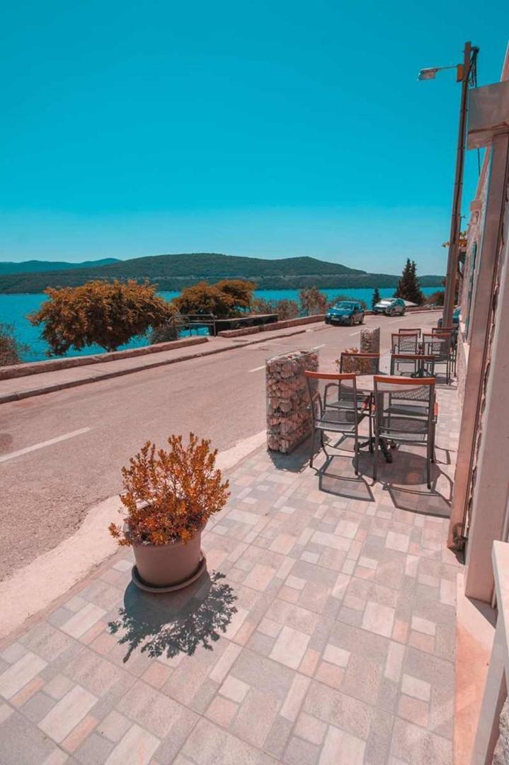 Villa Raguz Sa Privatnom Plazom I Garazom Neum Bagian luar foto